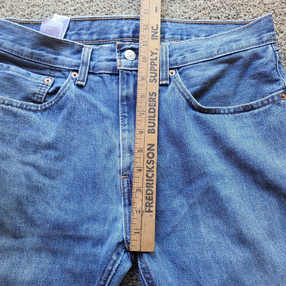 Levi's Mens Jeans 505 34x32 Relaxed Medium Wash Denim - Picture 8 of 9